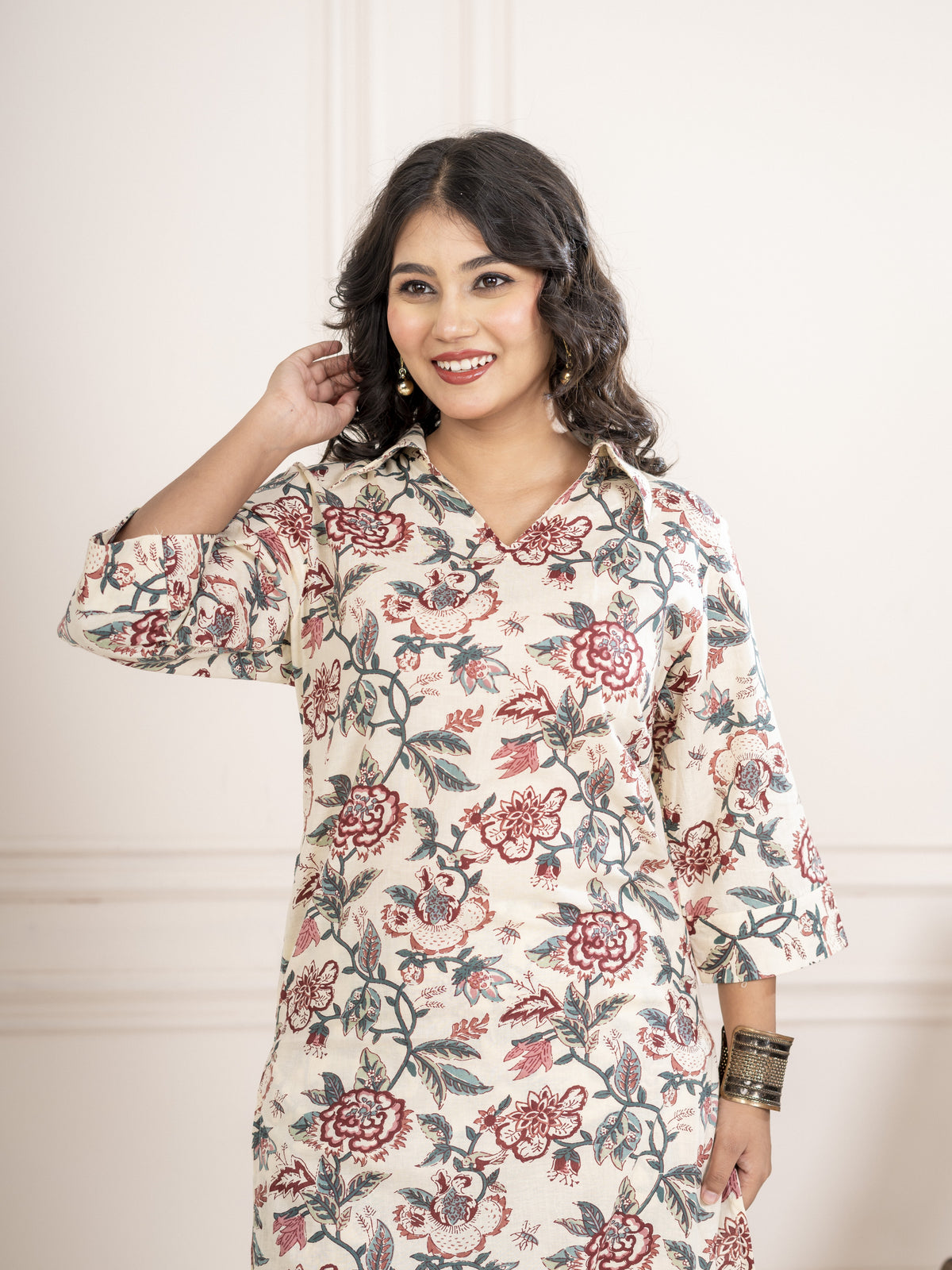 Gulnaaz Kurta Set - Photo 8