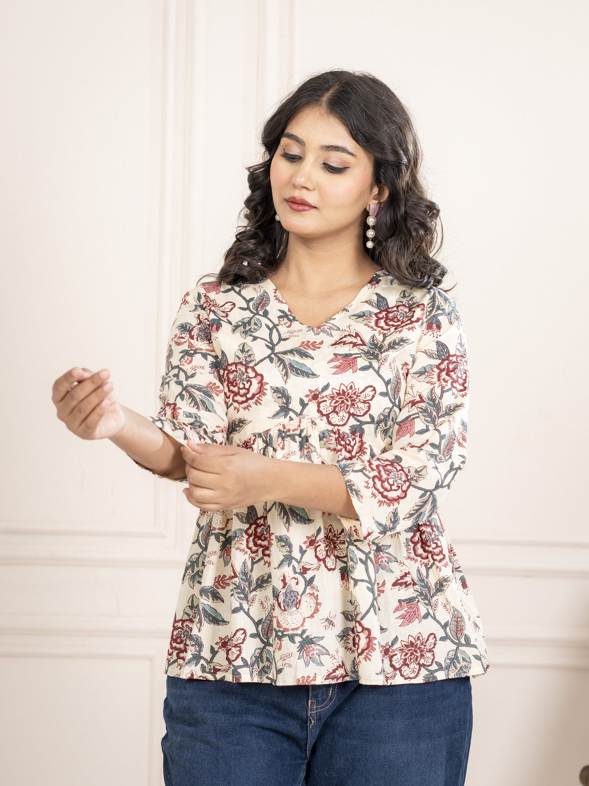 Gulnaaz Short Kurti - Photo 3