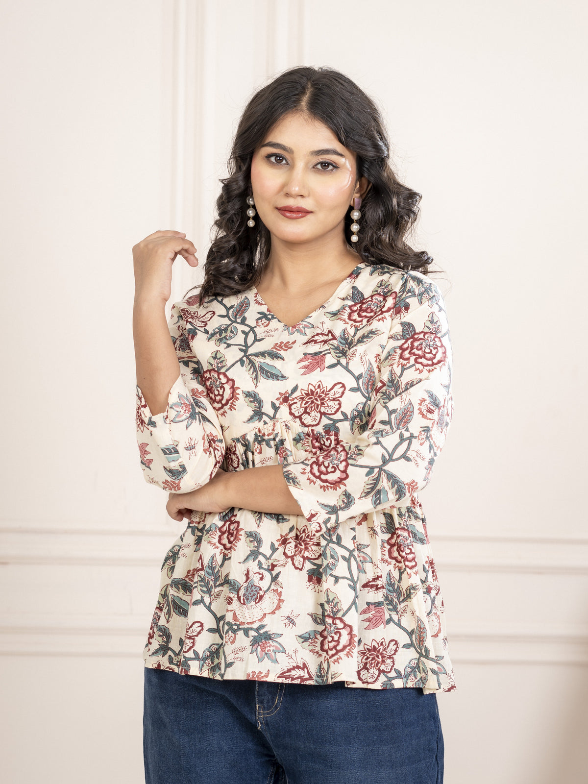Gulnaaz Short Kurti - Photo 4