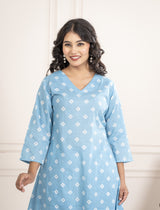 Noor-e-Neel Kurta Set