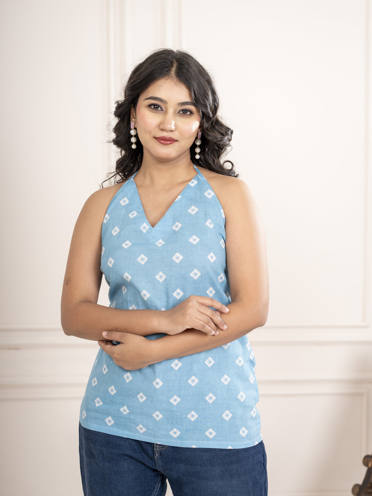 Noor-e-Neel Backless Short Kurti - Photo 5
