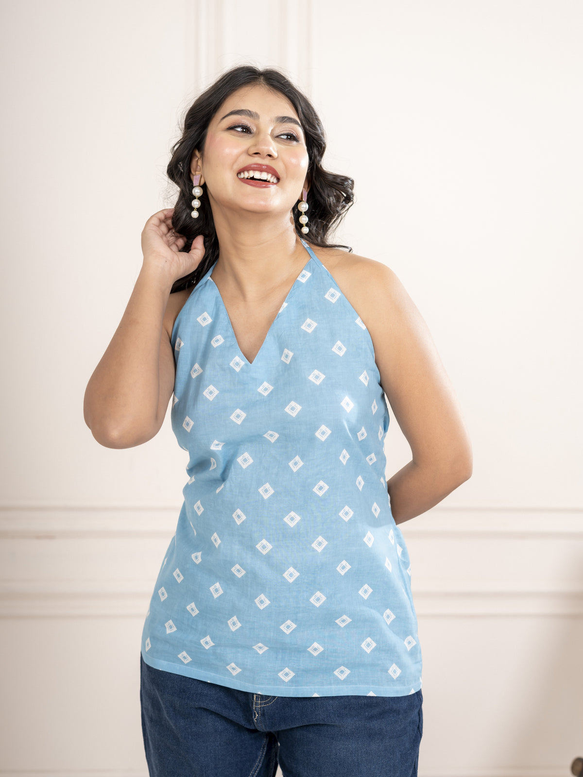 Noor-e-Neel Backless Short Kurti - Photo 7
